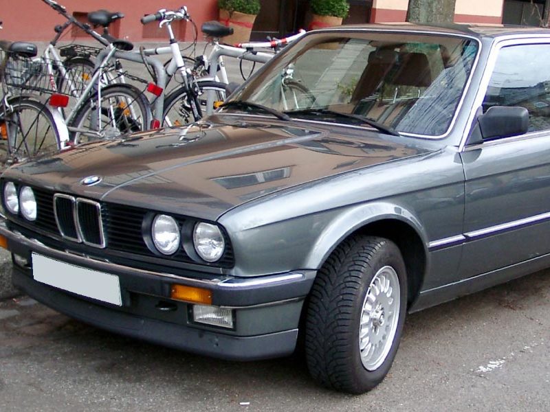 BMW E30