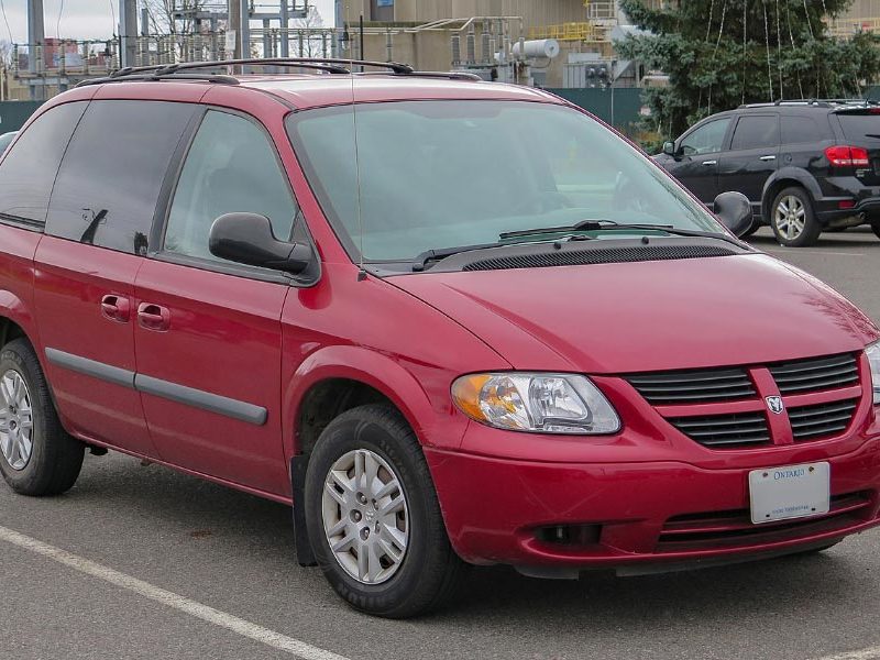 Dodge Caravan 4