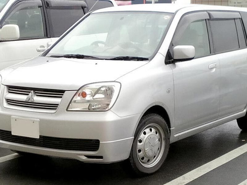 Mitsubishi Dion