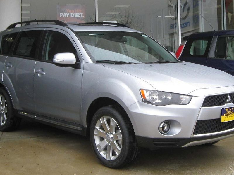 Mitsubishi Outlander 2 XL