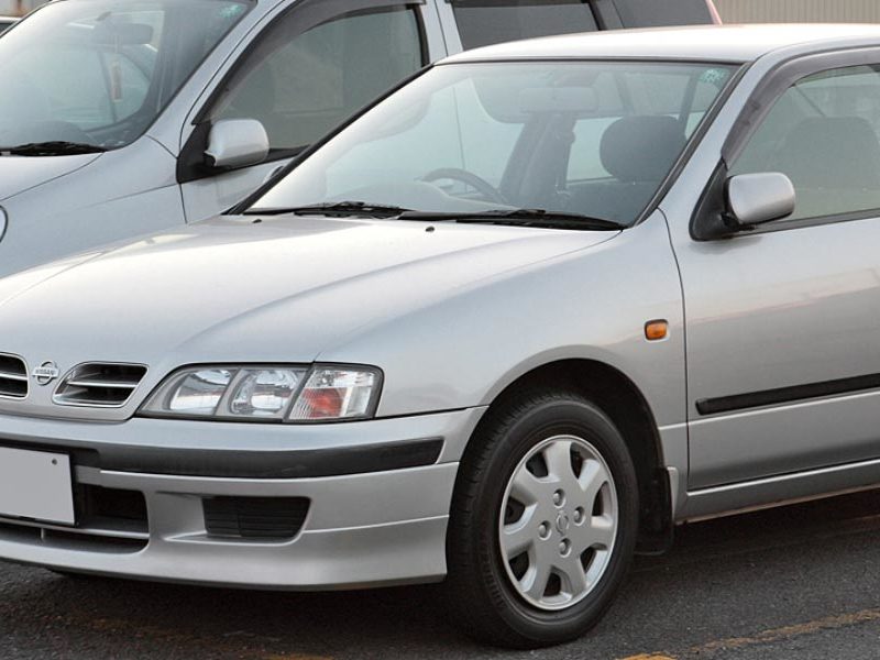 Nissan Primera P11