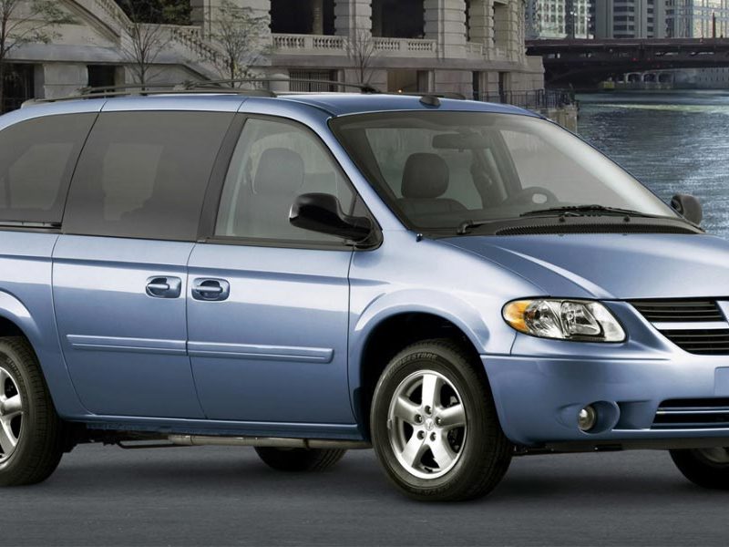 Dodge Grand Caravan 4